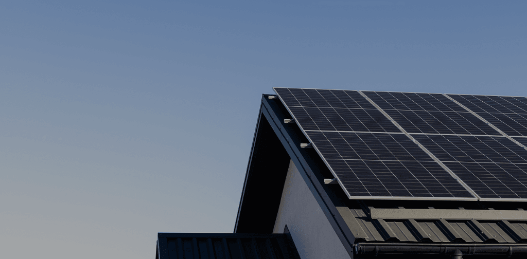 Modern residential solar home